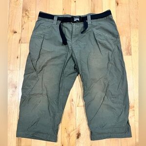 Patagonia 3/4 length capri - good condition